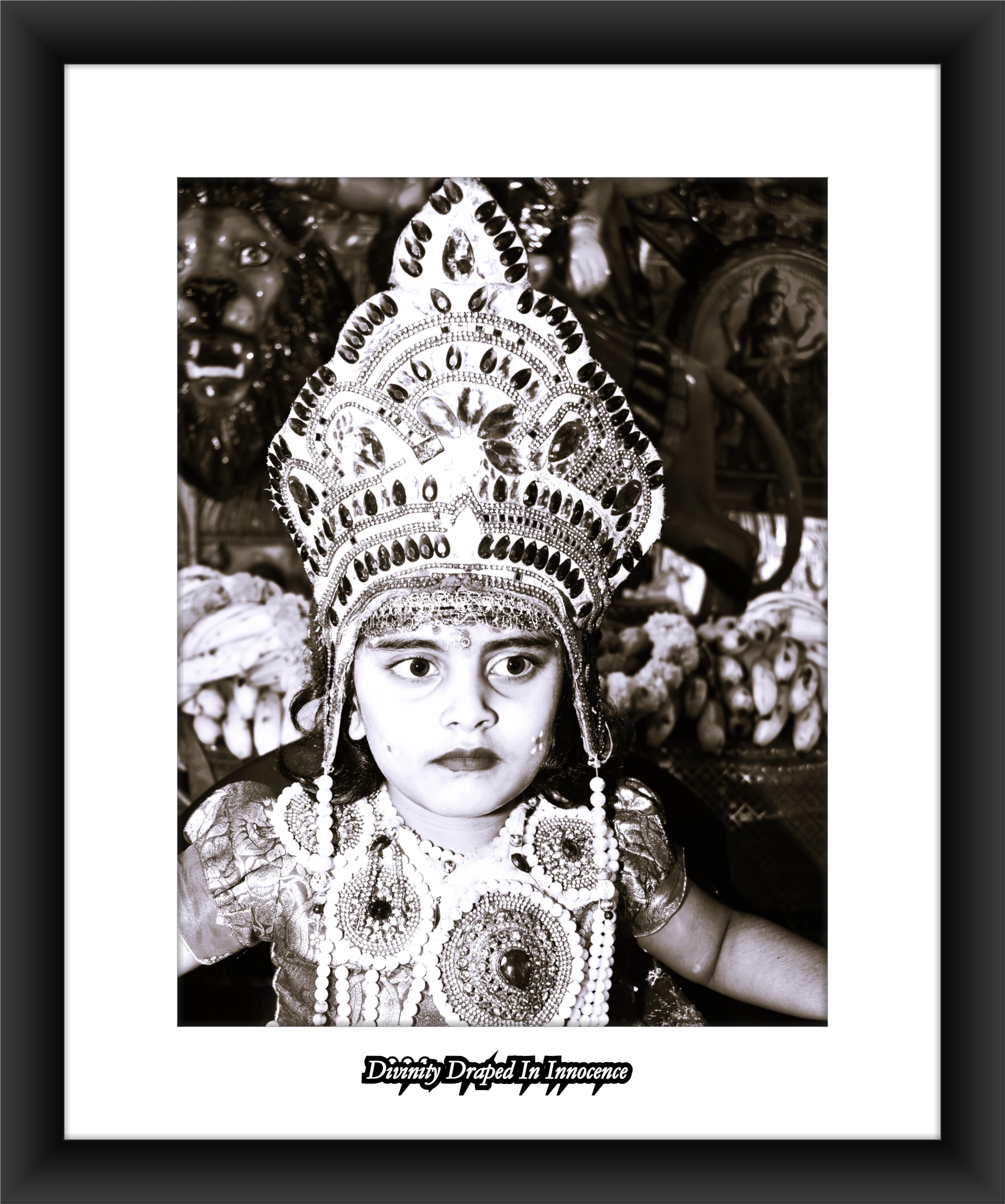 MONOCHROME FRAMED POTRAITS